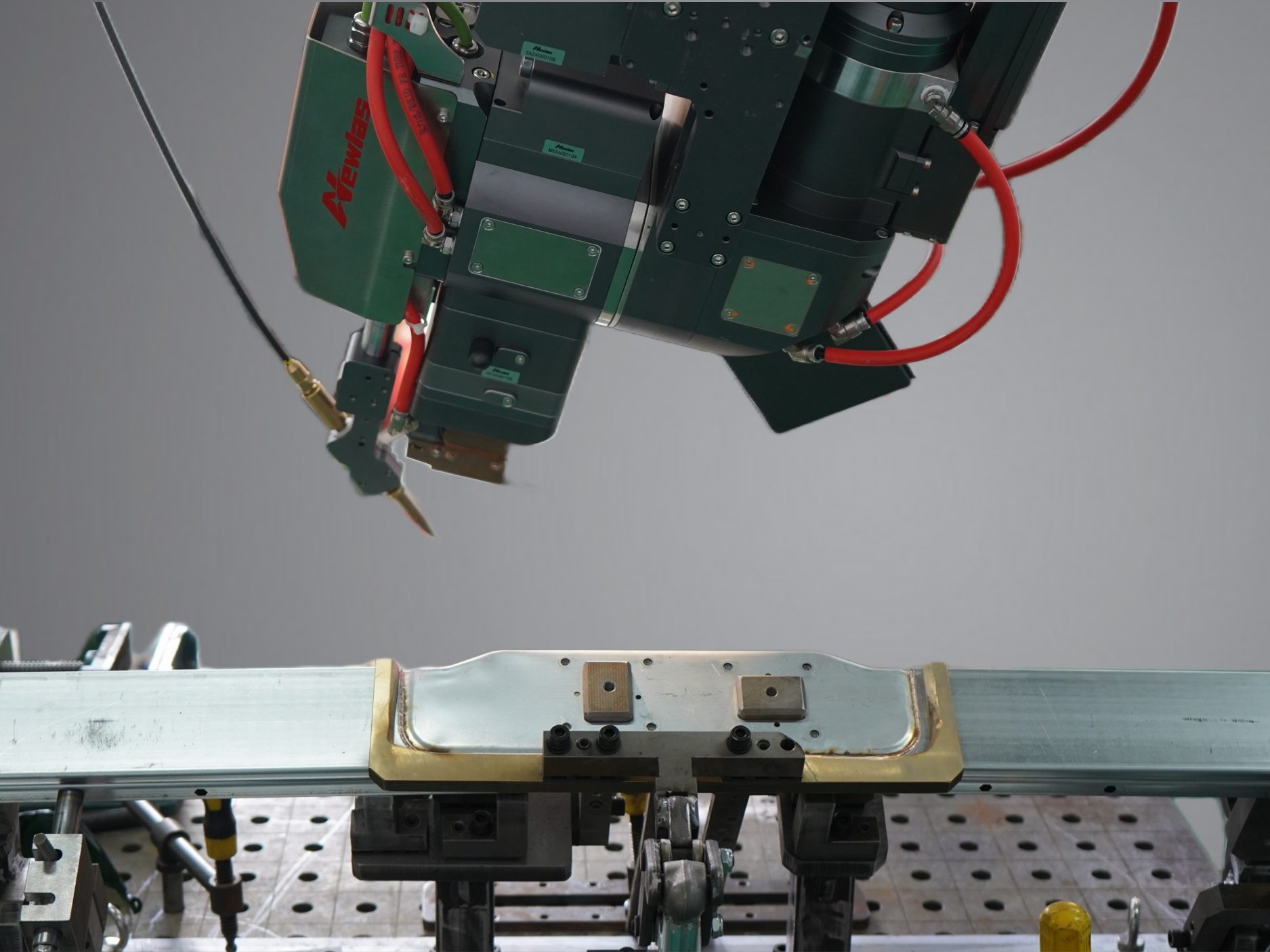 高强钢激光焊解决方案